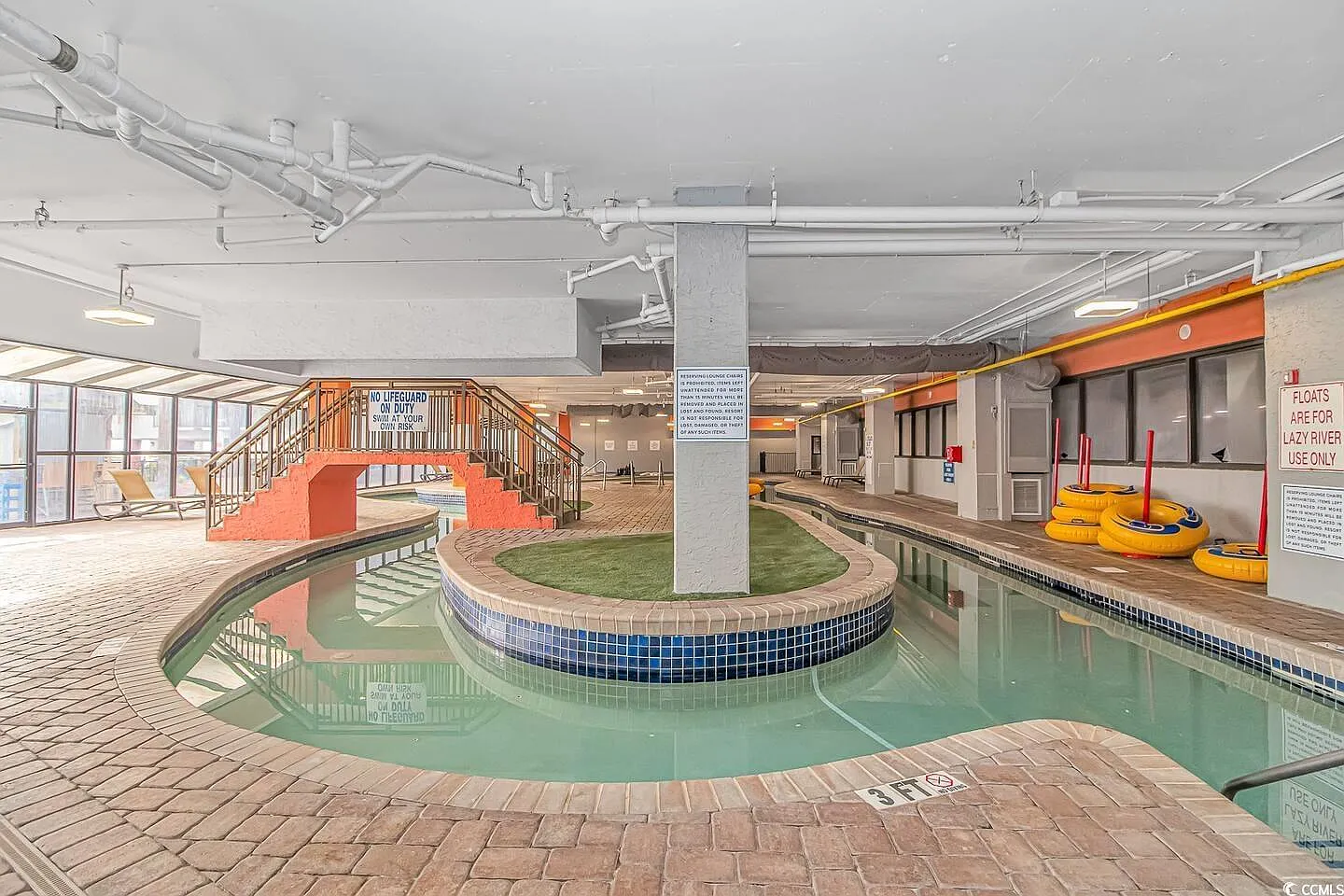 Curving lazy river loop ideal for floating together